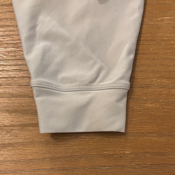 Under Armour Light Gray Performance Pants - Picture 6 of 6